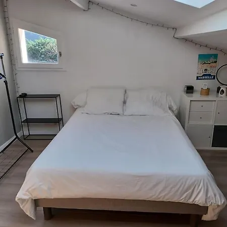 Maison Spacieuse Avec Piscine Pour 4 A 8 Personnes Σπίτι διακοπών