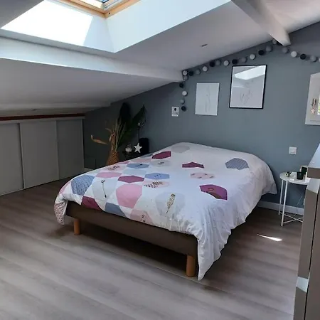 Σπίτι διακοπών Maison Spacieuse Avec Piscine Pour 4 A 8 Personnes Saint-Laurent-des-Arbres