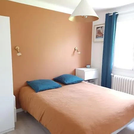 Σπίτι διακοπών Maison Spacieuse Avec Piscine Pour 4 A 8 Personnes *
