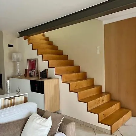 Maison Spacieuse Avec Piscine Pour 4 A 8 Personnes Σπίτι διακοπών Saint-Laurent-des-Arbres