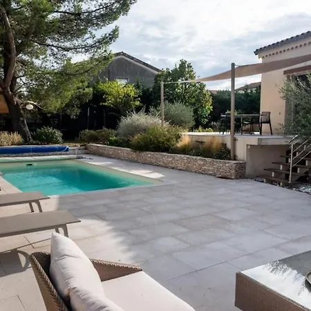 Σπίτι διακοπών Maison Spacieuse Avec Piscine Pour 4 A 8 Personnes